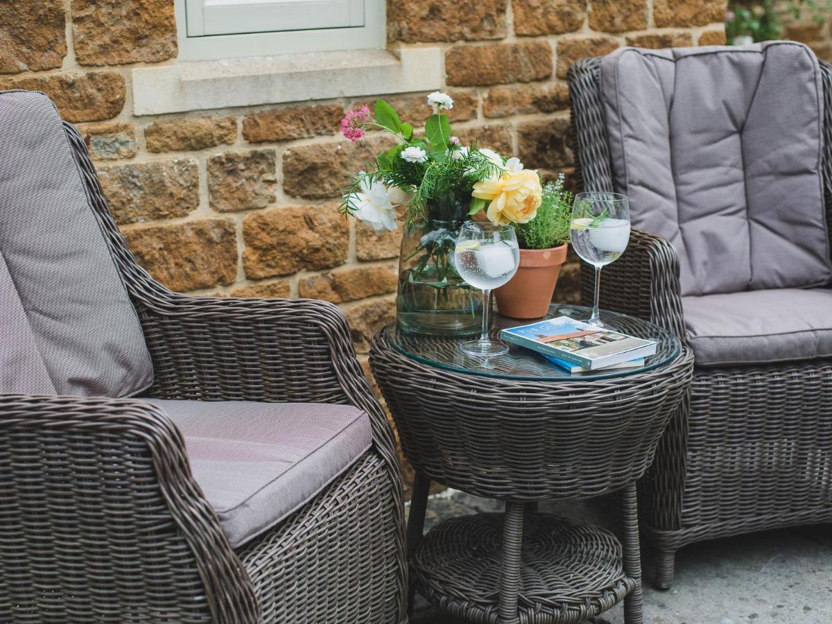 Climbing Rose Cottage - Dog Friendly - Peaceful Cotswold Cottage Adlestrop ภายนอก รูปภาพ