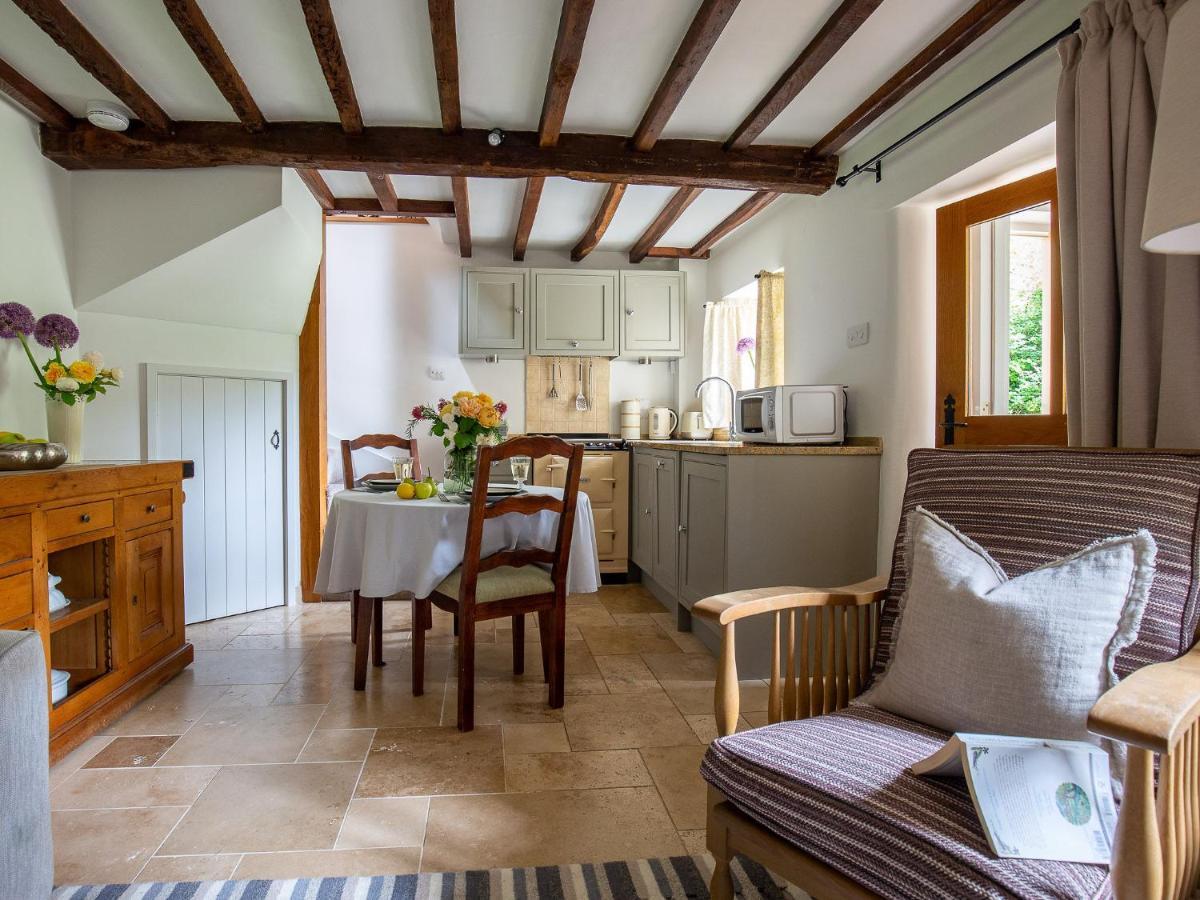 Climbing Rose Cottage - Dog Friendly - Peaceful Cotswold Cottage Adlestrop ภายนอก รูปภาพ