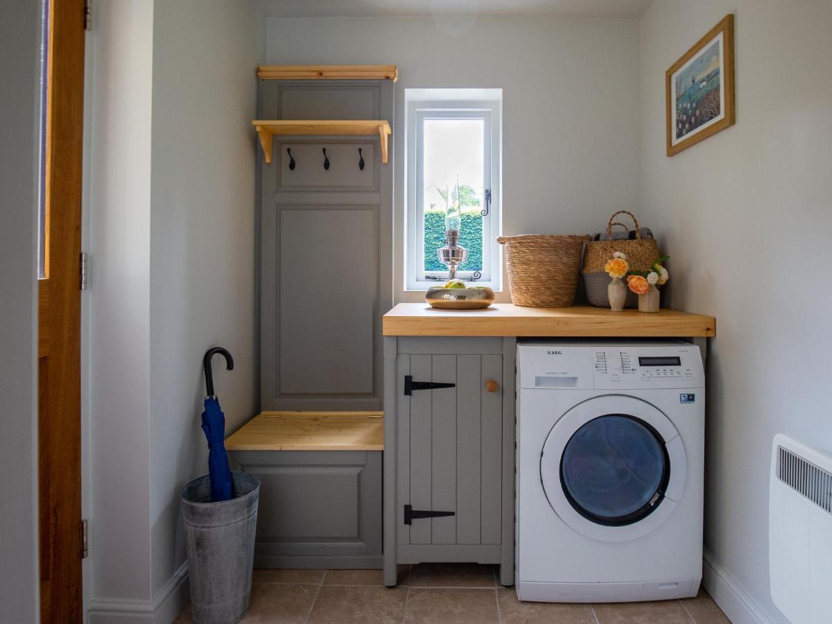 Climbing Rose Cottage - Dog Friendly - Peaceful Cotswold Cottage Adlestrop ภายนอก รูปภาพ