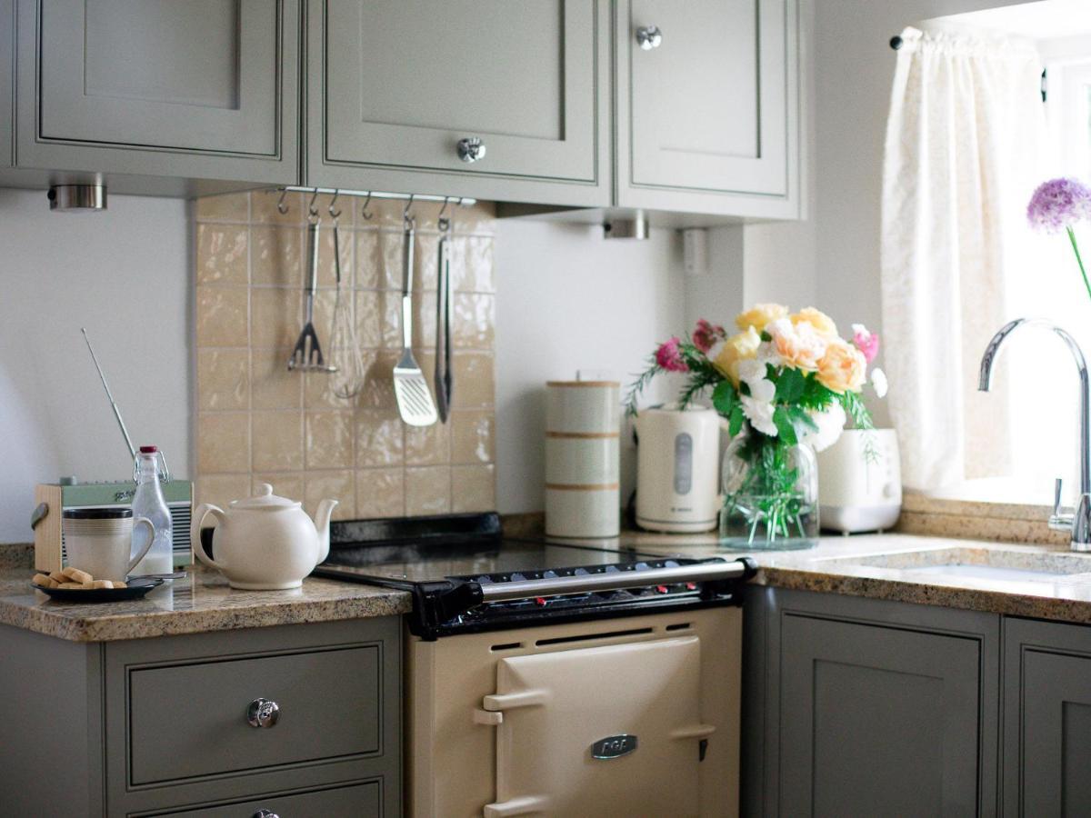 Climbing Rose Cottage - Dog Friendly - Peaceful Cotswold Cottage Adlestrop ภายนอก รูปภาพ